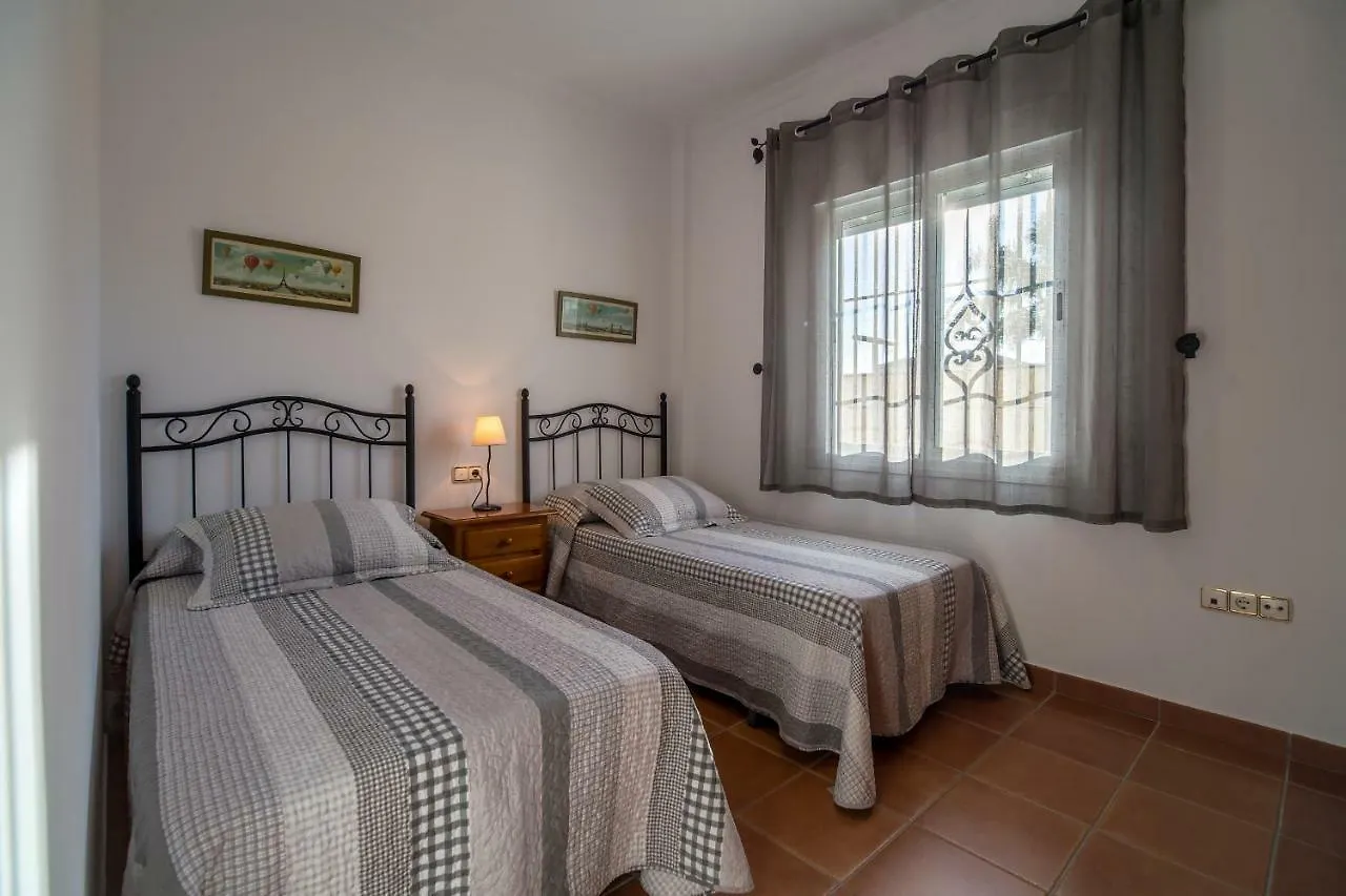 Chalet Adosado Atalaya F Conil De La Frontera